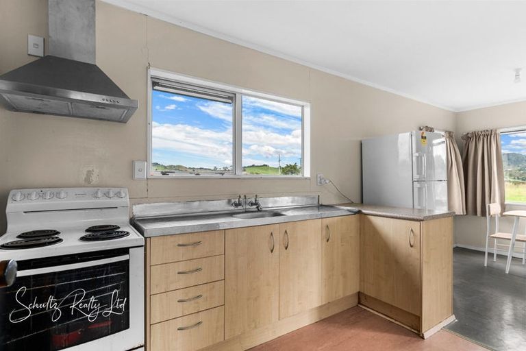 Photo of property in 32a Swamp Road, Mareretu, Maungaturoto, 0571