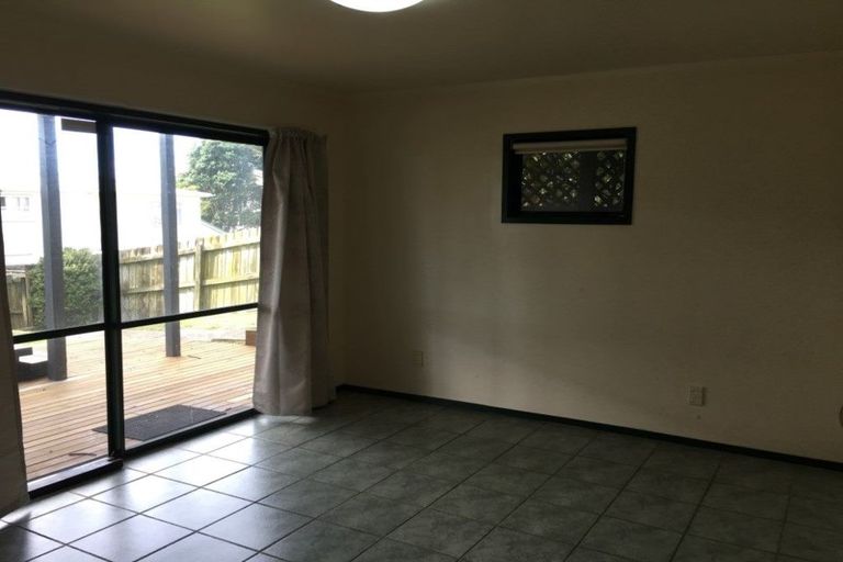 Photo of property in 1065 Papamoa Beach Road, Papamoa Beach, Papamoa, 3118