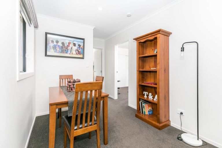 Photo of property in 3 Manawaroa Close, Grandview Heights, Hamilton, 3200