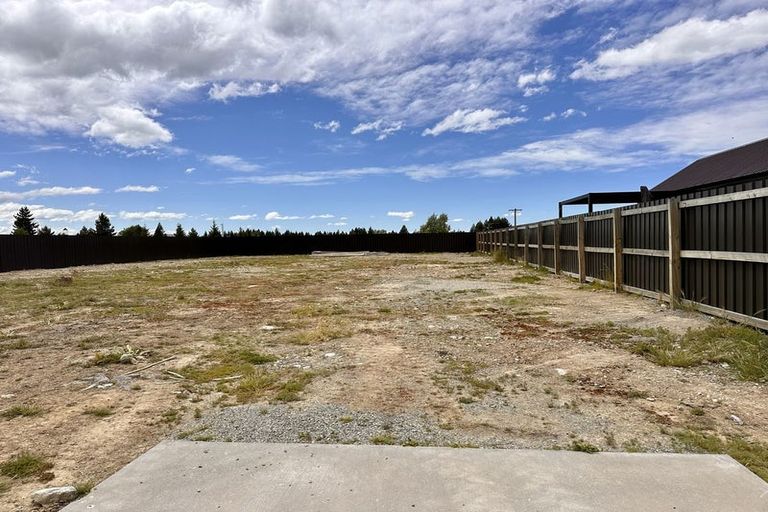 Photo of property in 13 Aoraki Crescent, Twizel, 7901