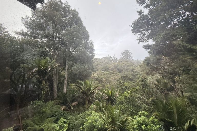 Photo of property in 40 Hiwihau Place, Glenfield, Auckland, 0629