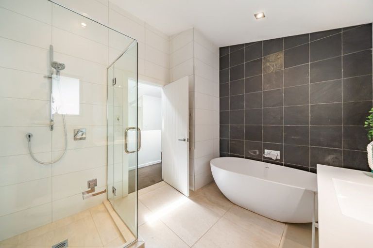 Photo of property in 9 Sylvan Way, Silverstream, Upper Hutt, 5019