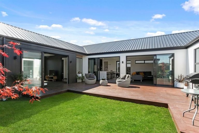 Photo of property in 4 Mckerrow Street, Marshland, Christchurch, 8083