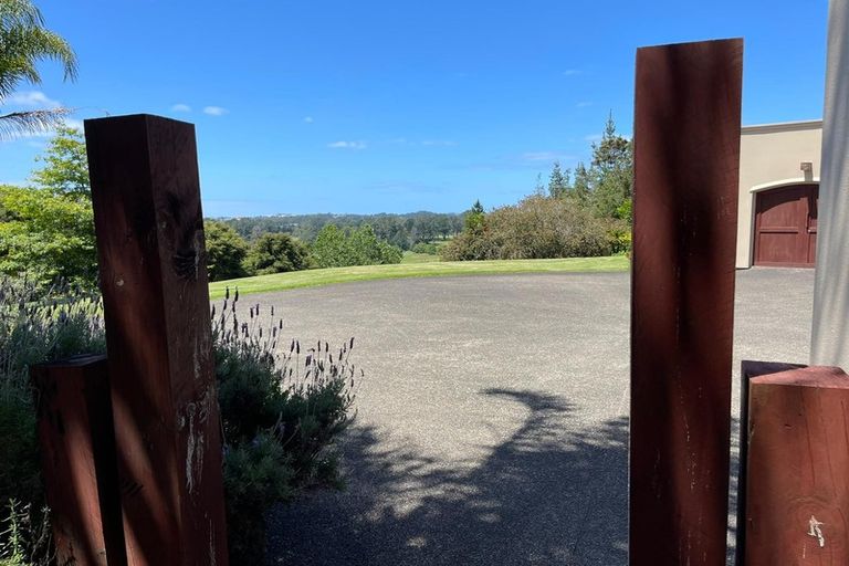 Photo of property in 249b Paremoremo Road, Lucas Heights, Auckland, 0632