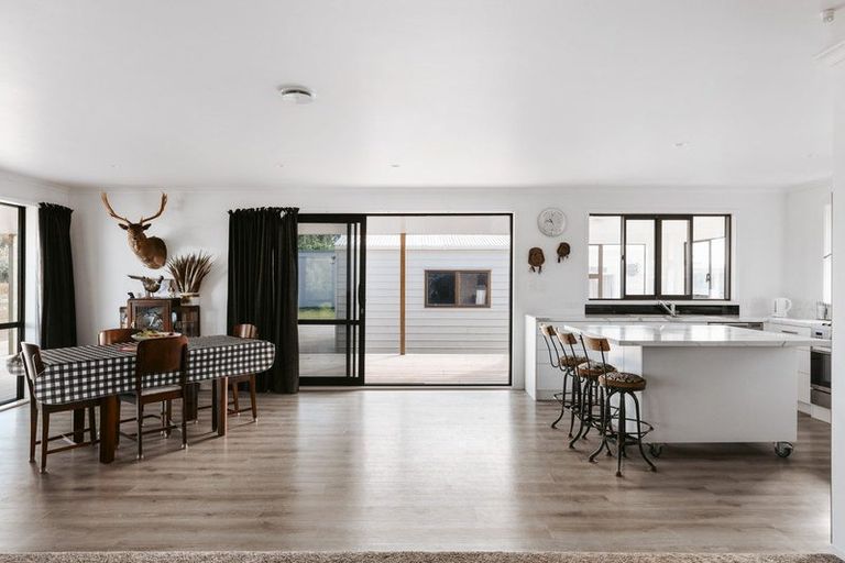 Photo of property in 402 Awakeri Road, Edgecumbe, Whakatane, 3193