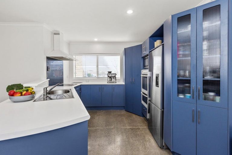 Photo of property in 14 Fairview Place, Havelock North, 4130