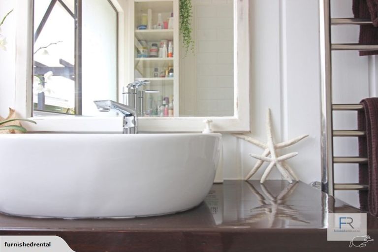 Photo of property in 136 Rangatira Road, Beach Haven, Auckland, 0626