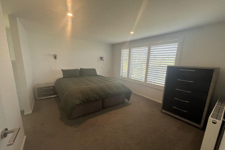 Photo of property in 42 Gilbert Street, New Plymouth, 4310