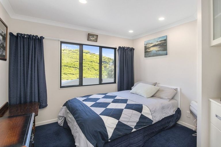 Photo of property in 7 Sunset Terrace, Waikanae Beach, Waikanae, 5036