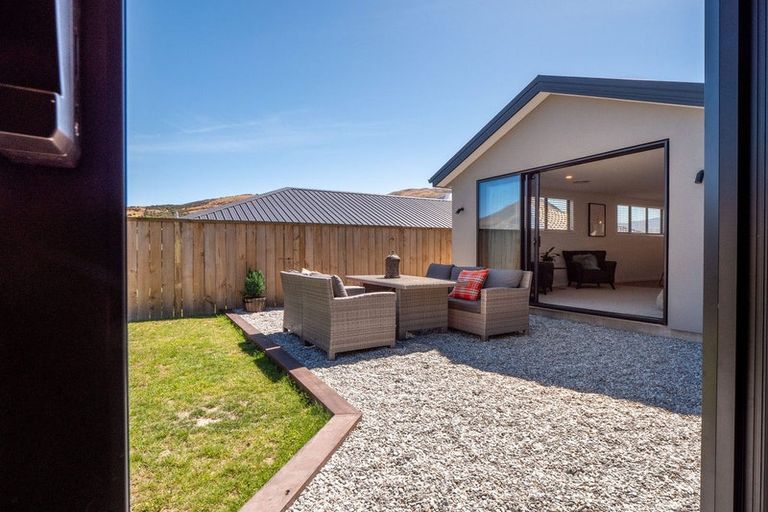 Photo of property in 11 Till Street, Jacks Point, 9371