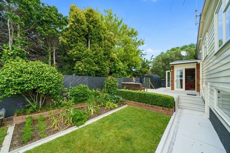 Photo of property in 80 Queens Grove, Hutt Central, Lower Hutt, 5010