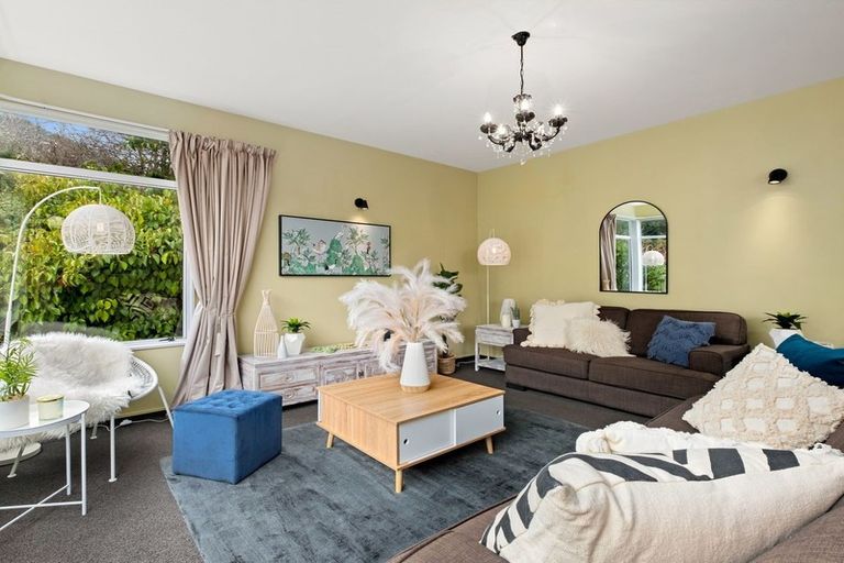 Photo of property in 10a Mackinnon Terrace, Sunshine Bay, Queenstown, 9300