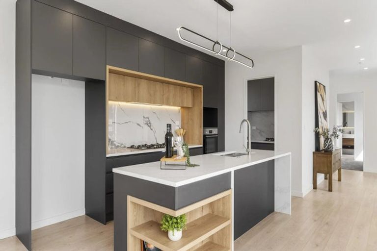 Photo of property in 52 Pukemarino Road, Waimauku, 0812