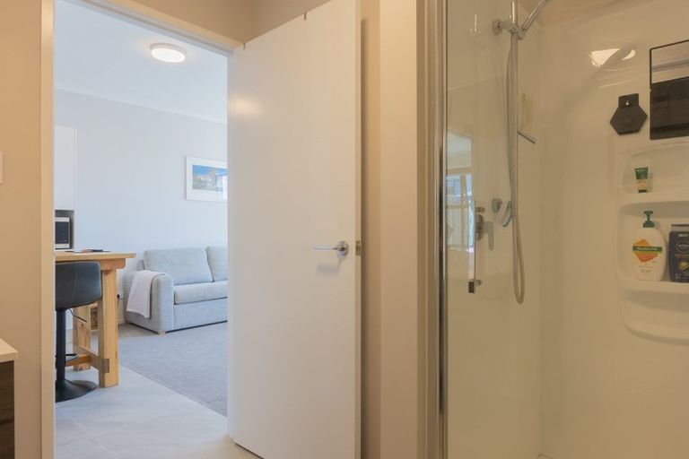 Photo of property in 7 Whiri Lane, Hobsonville, Auckland, 0616