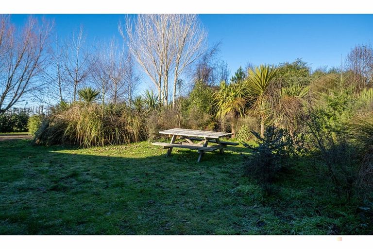 Photo of property in 53 Morven Beach Road, Morven, Waimate, 7980