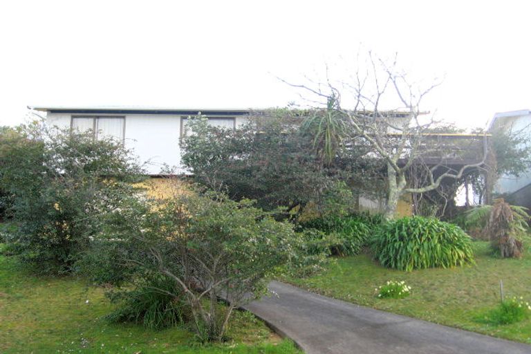 Photo of property in 202 Russell Bruce Place, Onemana, Whangamata, 3691