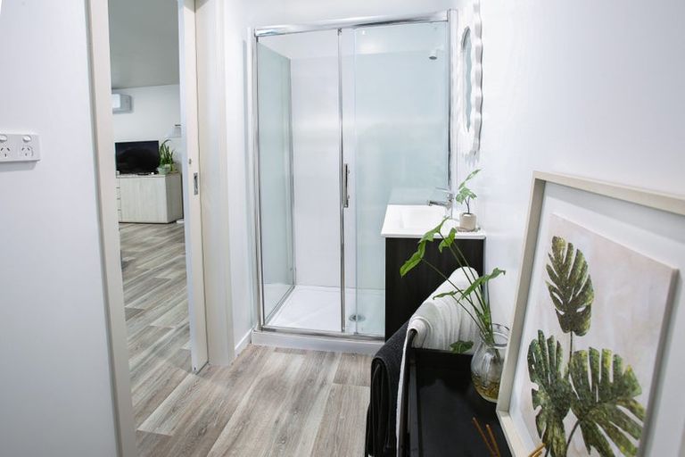 Photo of property in 5 Elliston Crescent, Stanmore Bay, Whangaparaoa, 0932