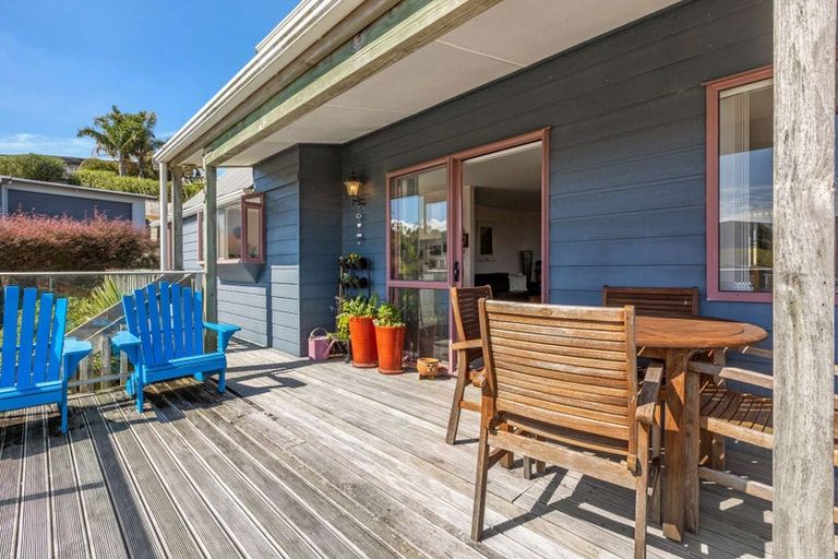 Photo of property in 5 Dudley Crescent, Cable Bay, 0420