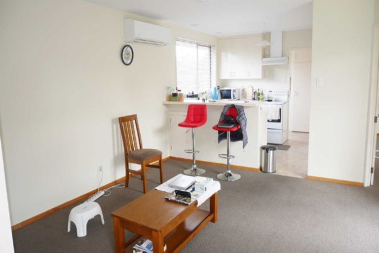 Photo of property in 8 Algie Place, Avonhead, Christchurch, 8042