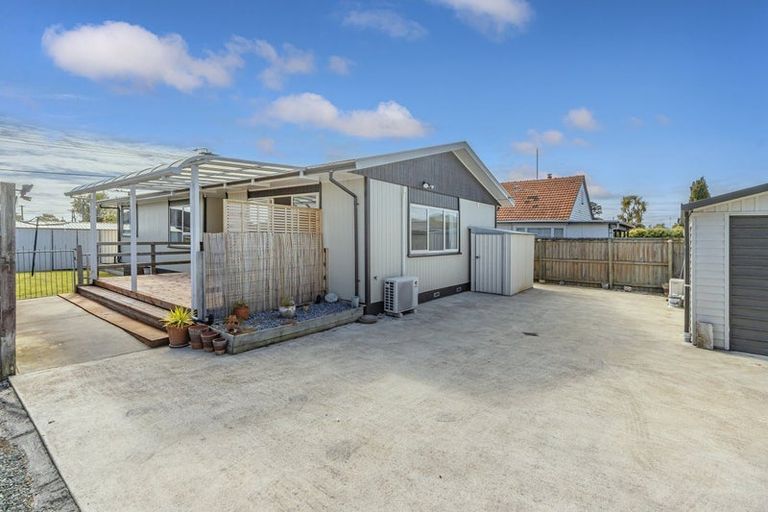 Photo of property in 330 Breezes Road, Aranui, Christchurch, 8061
