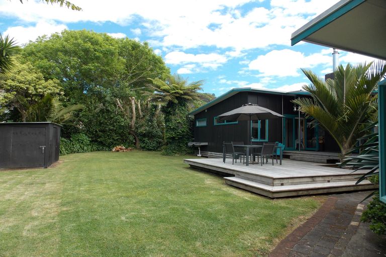 Photo of property in 47 Ocean View Road, Waihi Beach, 3611