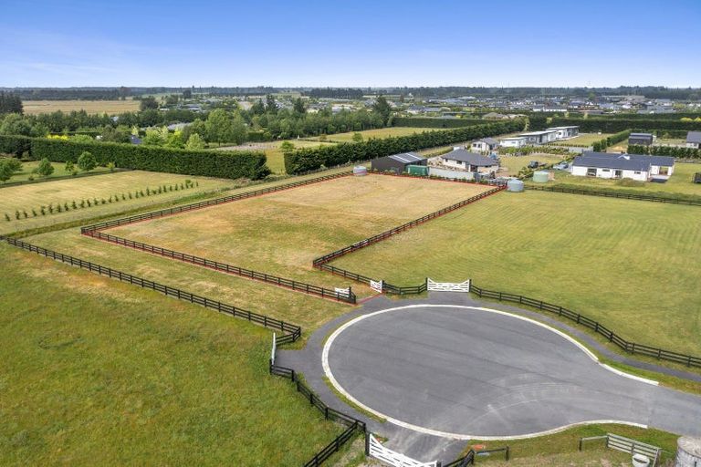 Photo of property in 14 Beal Place, Swannanoa, Kaiapoi, 7692