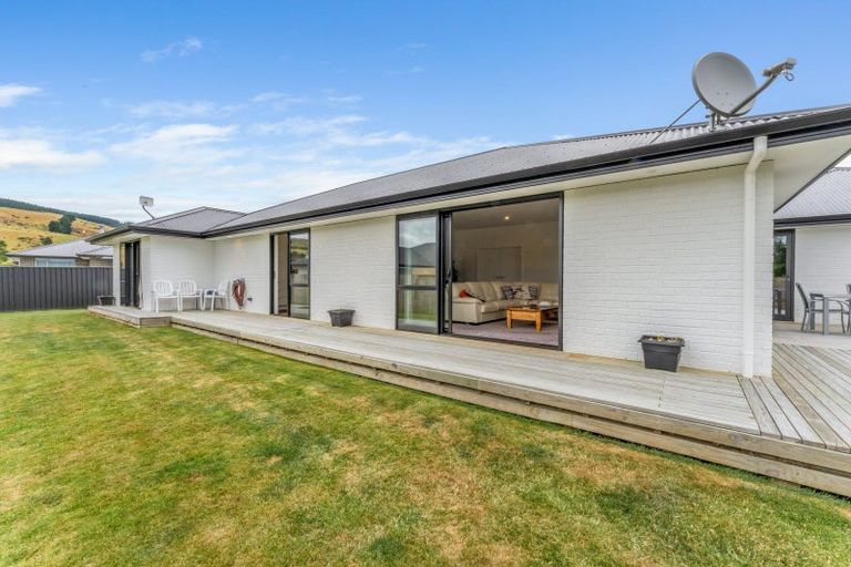 Photo of property in 17 Mallard Drive, Waihola, Milton, 9073
