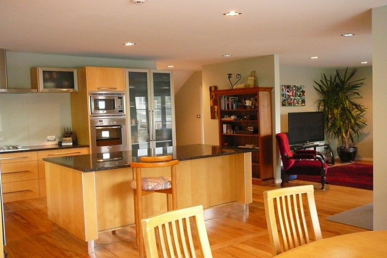 Photo of property in 22 Bracken Avenue, Takapuna, Auckland, 0622