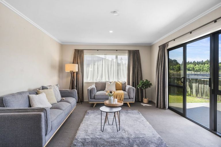 Photo of property in 1 Carroll Place, Owhata, Rotorua, 3010