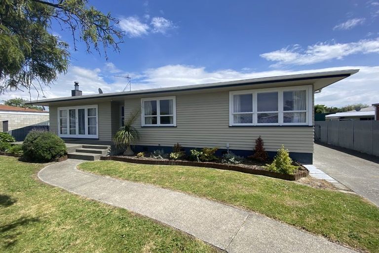 Photo of property in 24 Merton Crescent, Pirimai, Napier, 4112