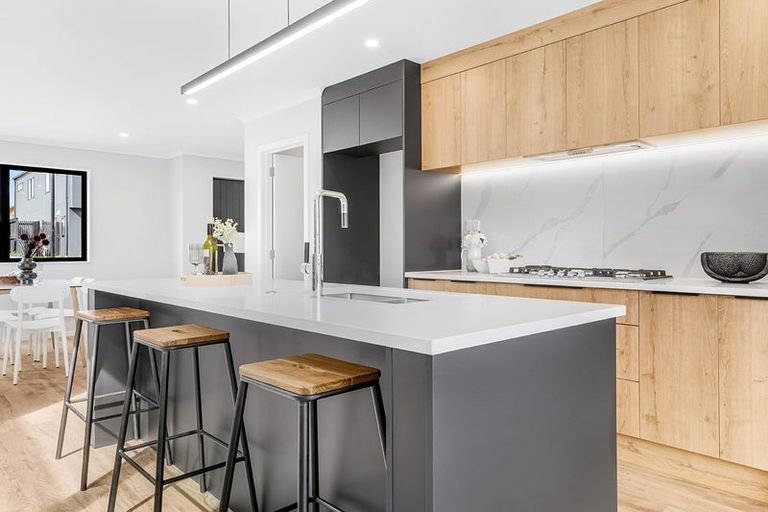 Photo of property in 20 Heketara Way, Massey, Auckland, 0614