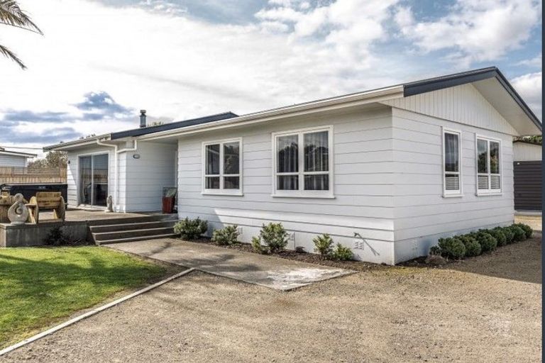 Photo of property in 8a Kings Avenue, Gonville, Whanganui, 4501