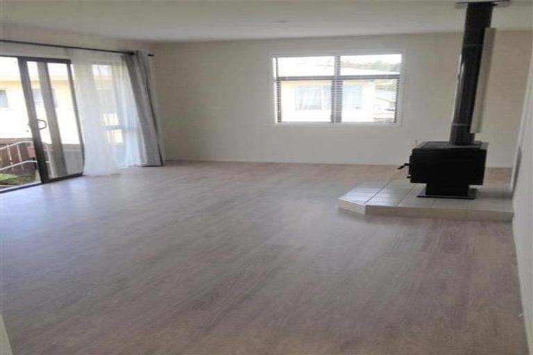 Photo of property in 37 Jonathon Street, Brookfield, Tauranga, 3110