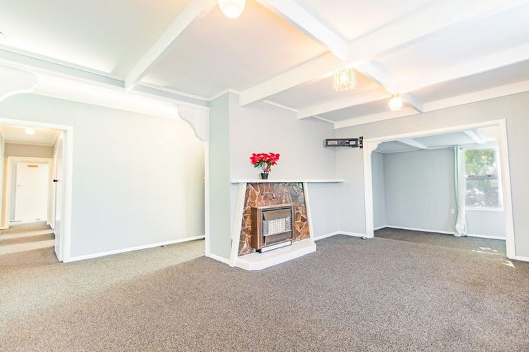 Photo of property in 22 Willis Street, Bader, Hamilton, 3206