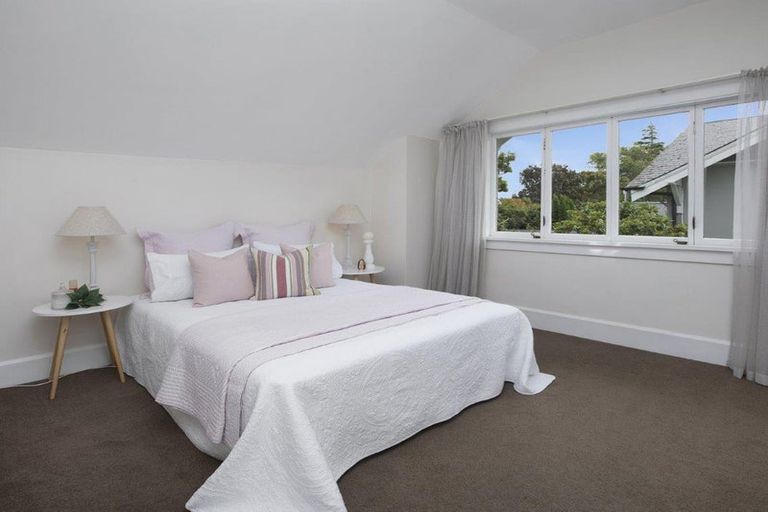 Photo of property in 150 Clyde Road, Burnside, Christchurch, 8053