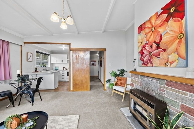 Photo of property in 37c Breakwater Road, Moturoa, New Plymouth, 4310