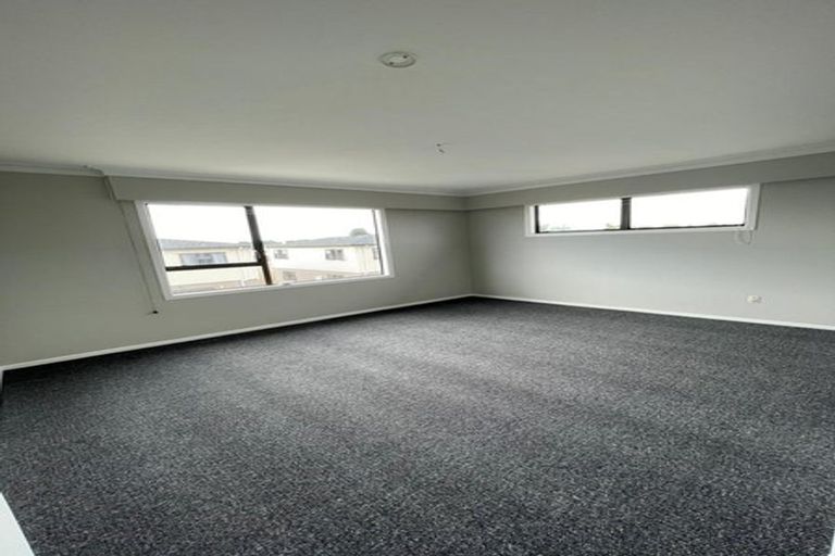 Photo of property in 4/52 Great South Road, Papatoetoe, Auckland, 2025