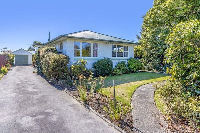 Photo of property in 97 Stanbury Avenue, Somerfield, Christchurch, 8024