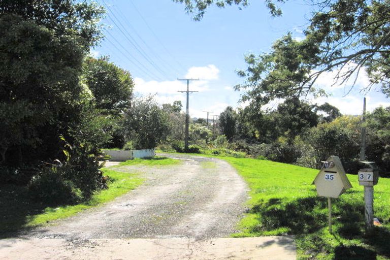 Photo of property in 35 Takahe Street, Tikipunga, Whangarei, 0112