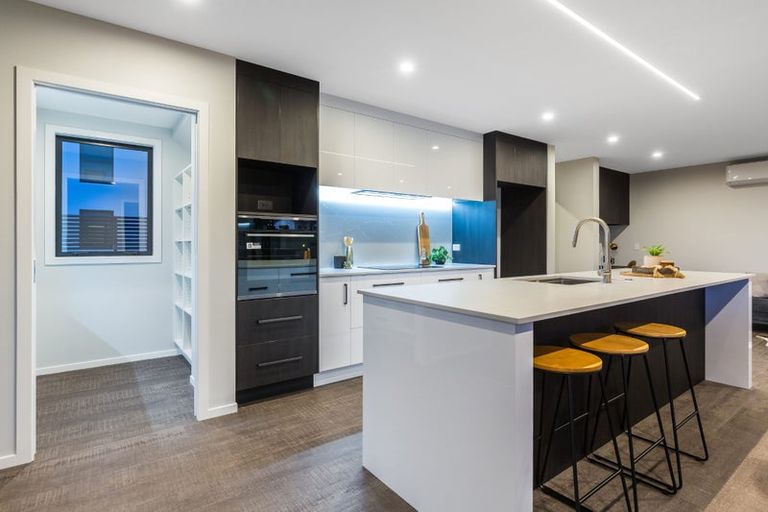 Photo of property in 2a Kaiaho Close, Aotea, Porirua, 5024