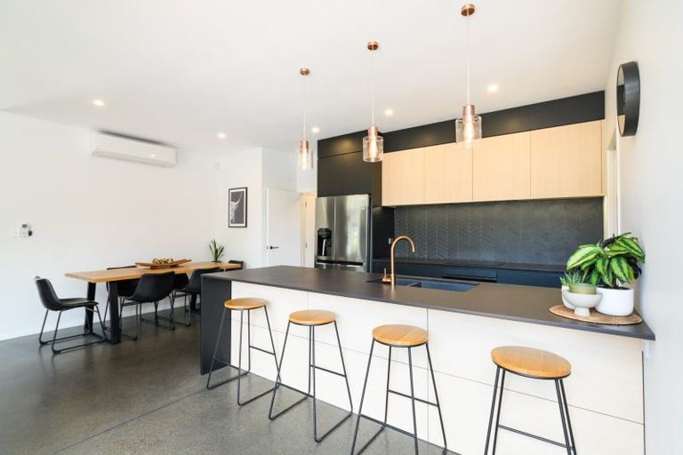 Photo of property in 35 Freedom Drive, Kelvin Grove, Palmerston North, 4414