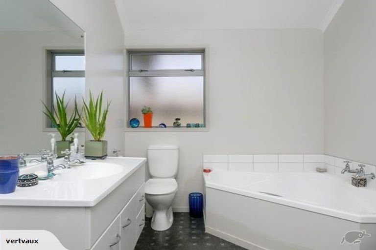 Photo of property in 1/63 Kaihua Road, Nukuhau, Taupo, 3330