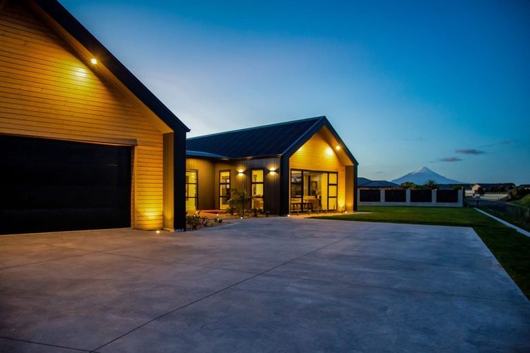 Photo of property in 22 Larlin Drive, Hawera, 4675