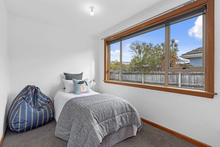 Photo of property in 82 Shortland Street, Wainoni, Christchurch, 8061