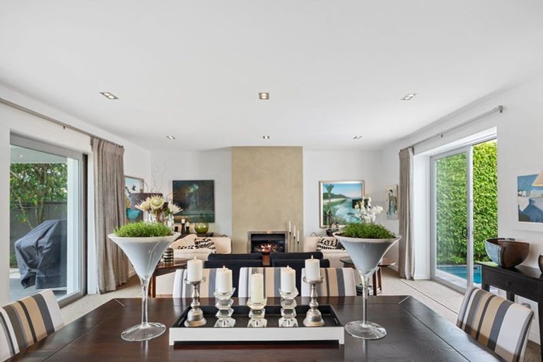 Photo of property in 47 Princes Street, Northcote Point, Auckland, 0627