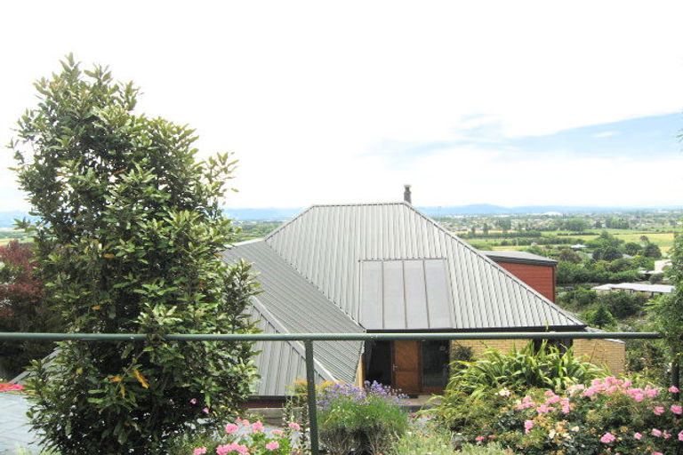 Photo of property in 64 Penruddock Rise, Westmorland, Christchurch, 8025