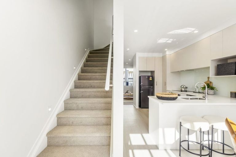 Photo of property in 11/2 Moor Avenue, Te Atatu Peninsula, Auckland, 0610