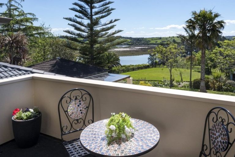 Photo of property in 30 Potts Road, Whitford, Howick, 2571