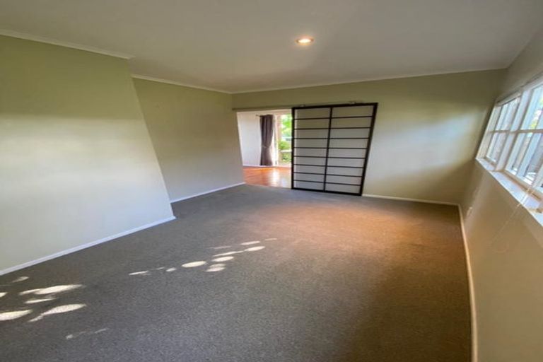 Photo of property in 35 Neptune Avenue, Beach Haven, Auckland, 0626