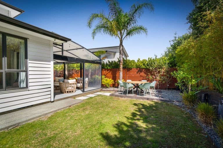 Photo of property in 24 Flavell Drive, Orewa, 0931